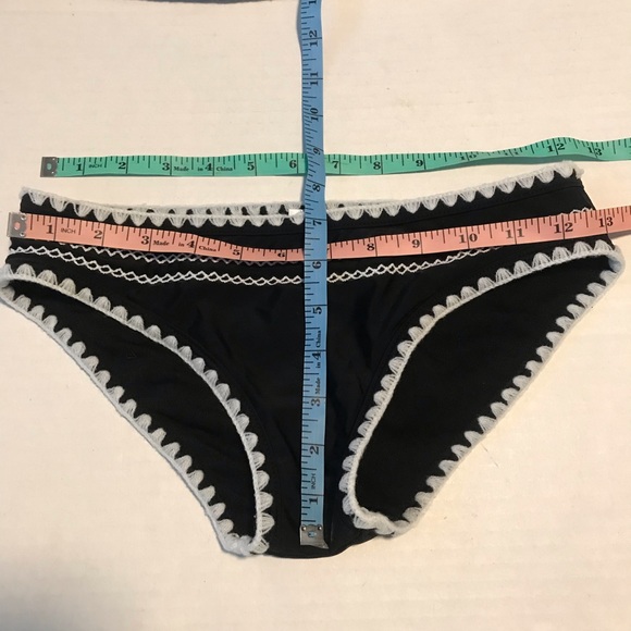 Bandeau Bikini Crochet Peekaboo Cross Shell Stitch - Picture 3 of 16
